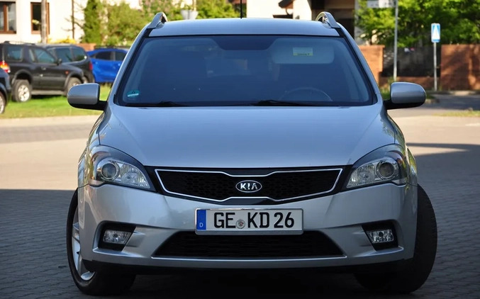 Kia Ceed cena 24900 przebieg: 165000, rok produkcji 2012 z Okonek małe 781